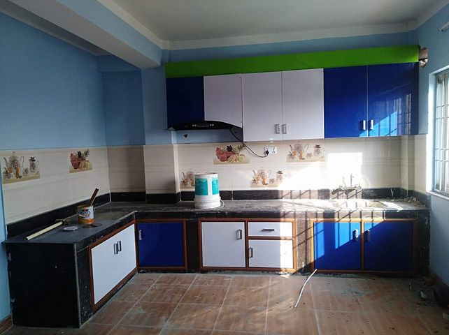 3 rooms & kitchen flat near Deuba Chowk