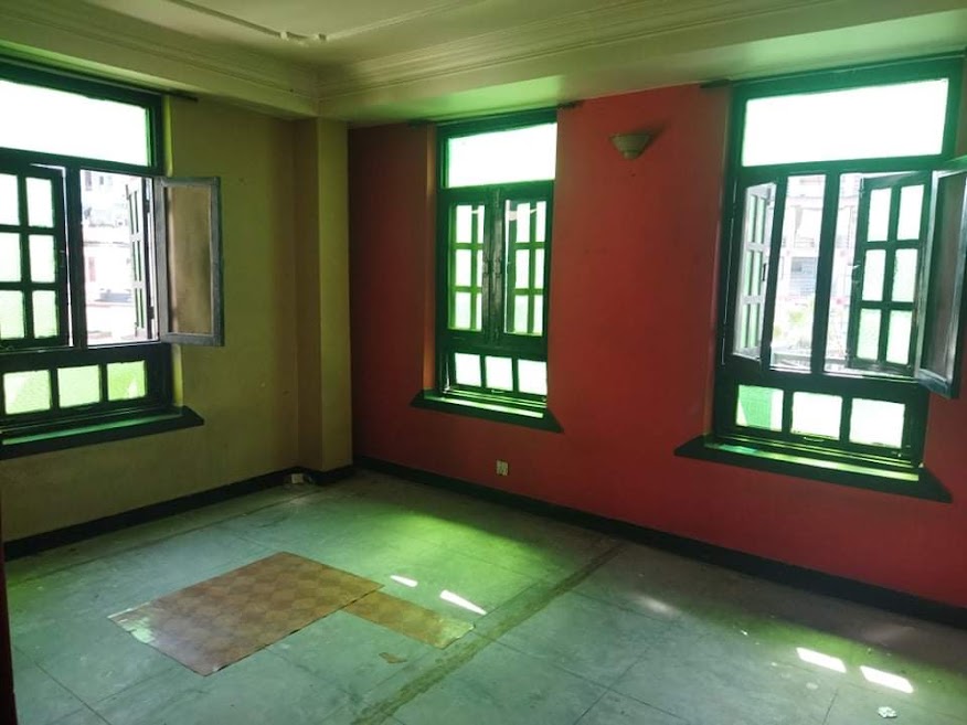 2bhk with 2 bathroom flat in Maitidevi