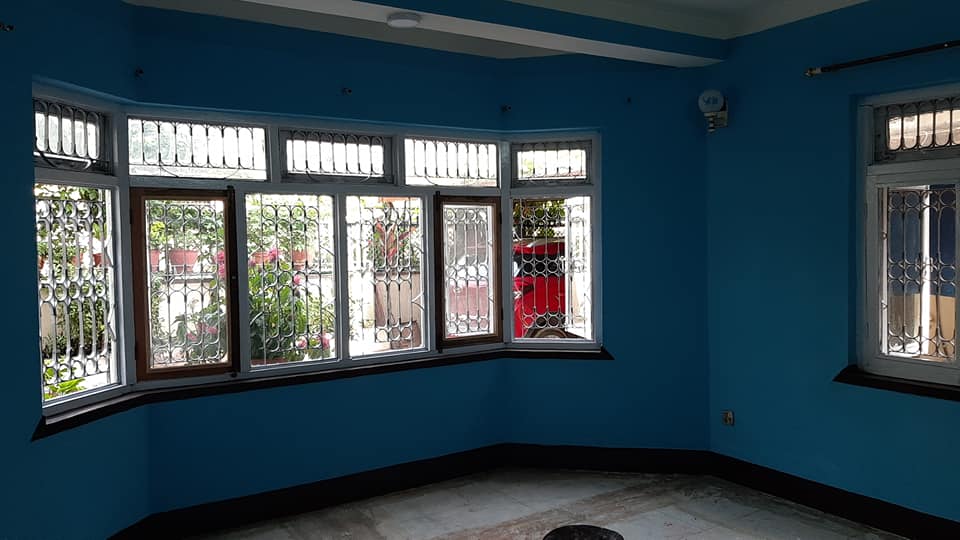 4 room flat in Gatthaghar