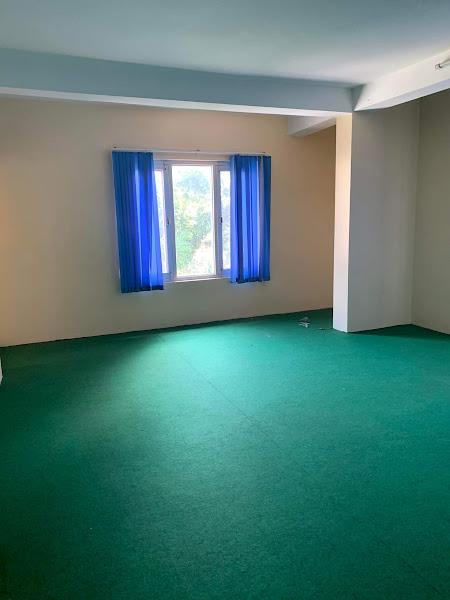 3 room flat for office