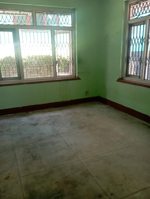 2 rooms in Samakhusi