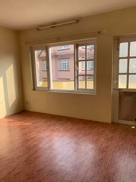 Top floor flat @ Bagdol