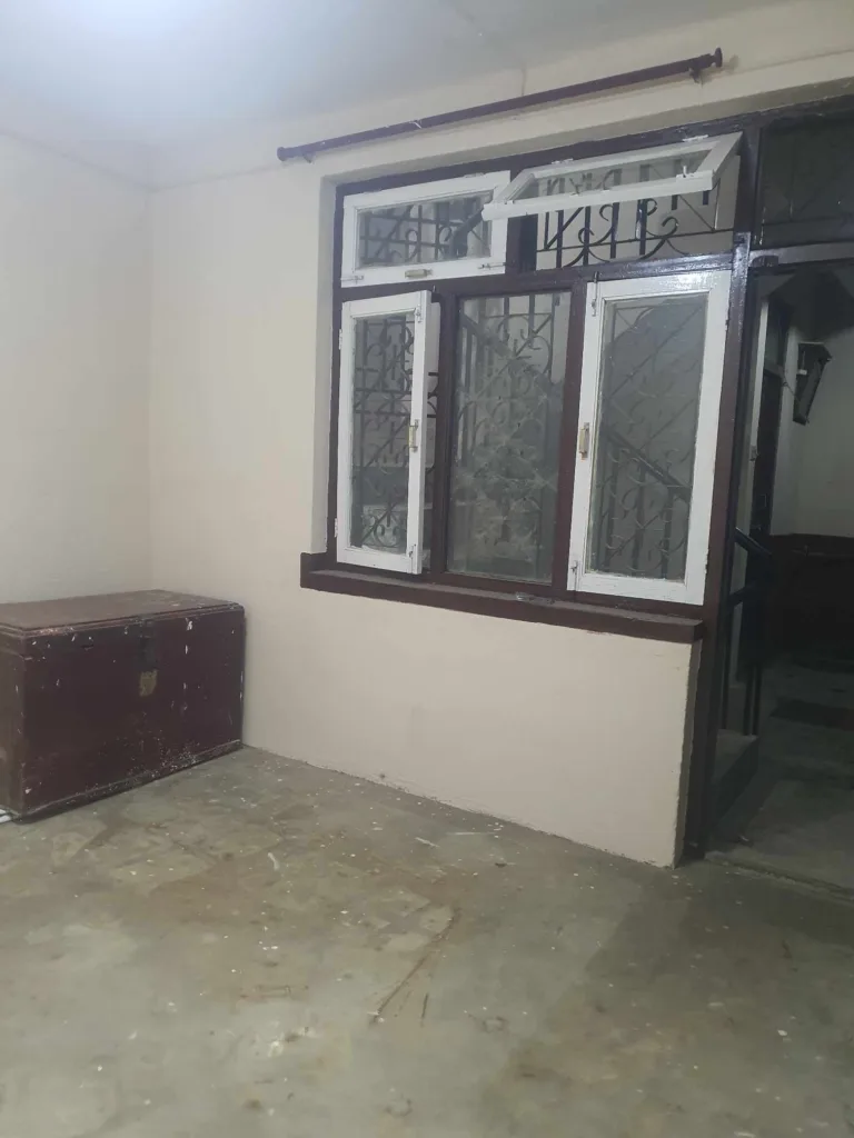 Rooms for rent in Om Bahal