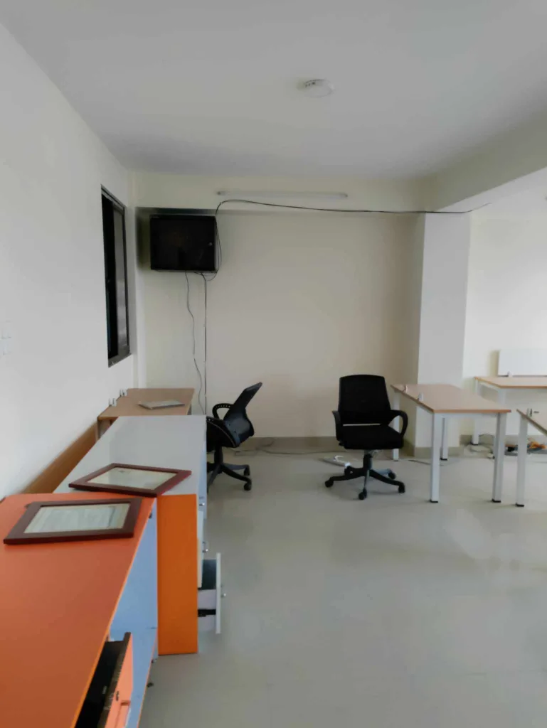Office space in Maitidevi
