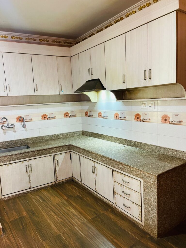 3BHK flat @ Banasthali,Raniban