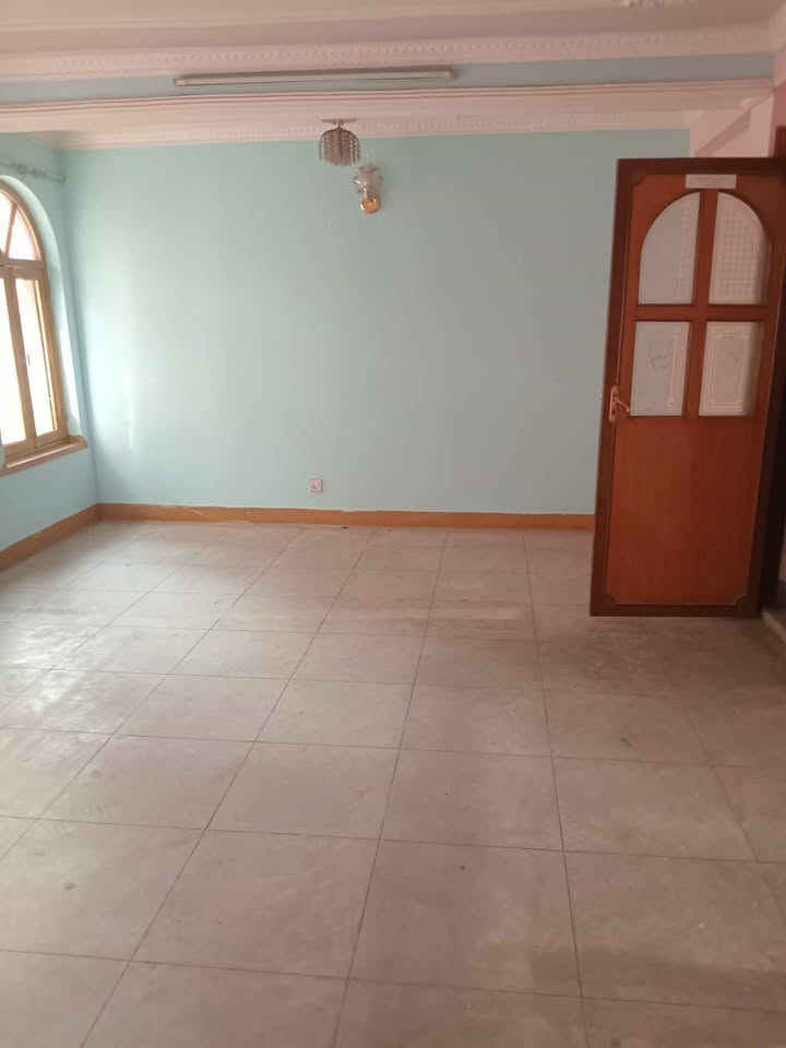 3 room flat in Chabahil