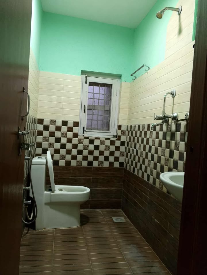 Flat rent in Hattigauda