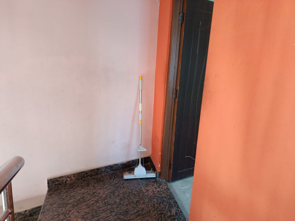 Small apartment for rent only small family or couples