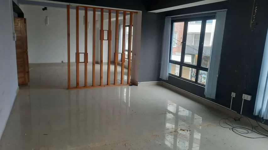 Commercial Office Space in Bouddha