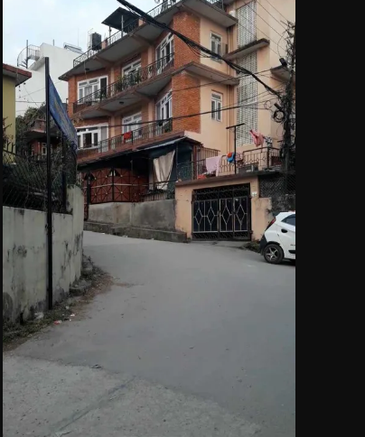 House for Sale in Golfutar