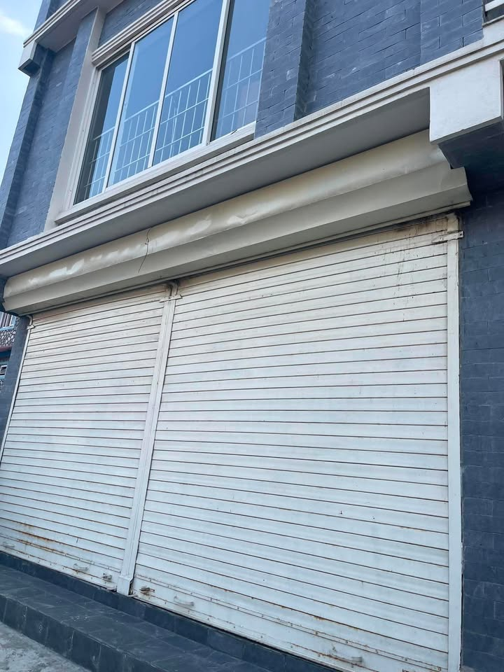 Shutter for Rent in Pokhara