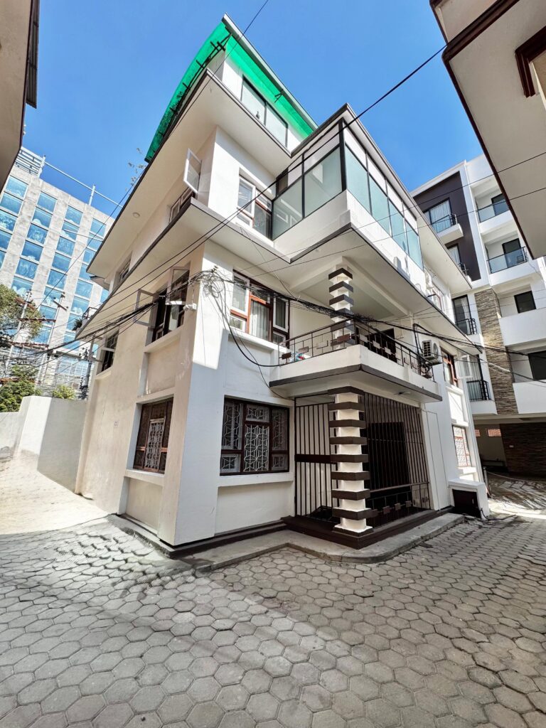 SINGLE FLAT RENT AT JHAMSIKHEL-PULCHOWK